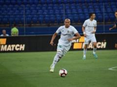 Карека готовится к сезону, проливая пот в Бразилии