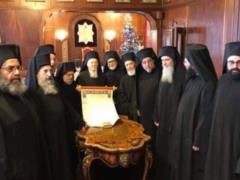 Томос нашелся – его подписывали члены Синода