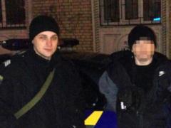 В Киеве рецидивист, мечтавший хорошо отдохнуть, пытался ограбить банк