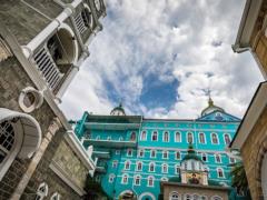 Епископа УПЦ не пустили в русский монастырь на Афоне