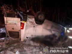 В Полтавской области перевернулся микроавтобус: четыре человека погибли