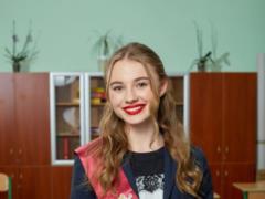 Звезда сериала  Школа  Лиза Василенко призналась, что была жертвой буллинга в школе