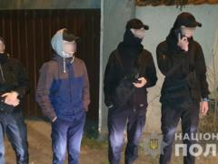 В Николаеве подростки в балаклавах устроили драку со стрельбой
