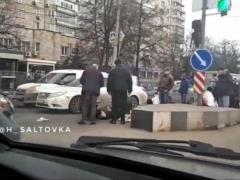 В Харькове  Toyota  сбила пешехода