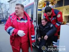 В результате столкновений в Черкассах пострадали 15 полицейских