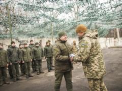 Наев - гвардейцам, несущим службу в ООС:  Искренне благодарю за доблесть! 