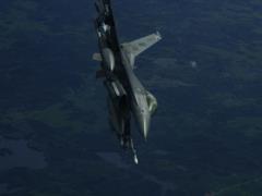 В Нидерландах истребитель F-16 подстрелил сам себя
