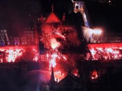 Пожар повредил главный орган Нотр-Дама