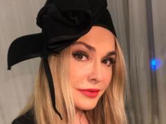 Похожа на Сальму Хайек: Ольга Сумская показала архивное фото, где ей 14 лет
