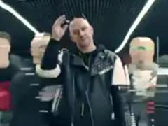 MOZGI в новом клипе поменяли реальность и поведали про  чуйку 
