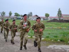 В Харькове определяли самых быстро бегающих курсантов-танкистов