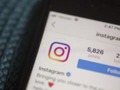 Instagram заблокирует хэштеги, распространяющие ложные новости о вакцинах