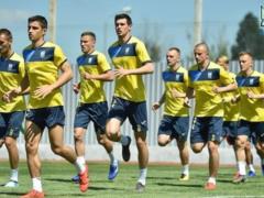Новини з табору збірної України: вечірній приїзд чемпіонів