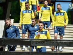 Сборная Украины поиграла в гольф и теннис на тренировочном сборе в Харькове