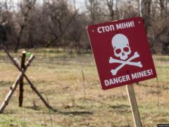 На Донбассе боевик подорвались на собственных минных полях, - разведка