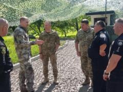 Ценов будет отвечать за службу полиции на блокпостах в ОСС