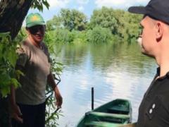 Угроз в связи с выбросом химикатов в реку Рось нет. Водоканалы могут работать в обычном режиме, - Гройсман
