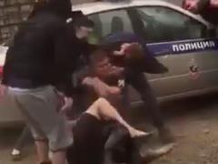 Летняя вечеринка россиян закончилась дракой с полицией