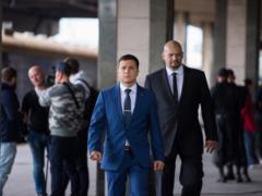 Зеленский рассказал, как объяснит Меркель явление  президента из телевизора 