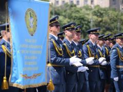 В Харькове прошел выпуск молодых офицеров ВСУ