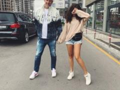 Потап показал, как лечит больную Каменских лизуном