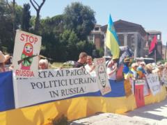 Украинская община в Риме протестует против прибытия Путина для встречи с Папой
