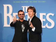 Экс-участники The Beatles Пол Маккартни и Ринго Старр выступили вместе в Лос-Анджелесе