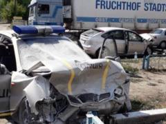 Двое полицейских пострадали в ДТП под Харьковом