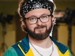 Дзидзьо растрогал фанатов редким фото с мамой