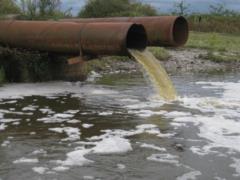 Названы предприятия, которые больше всего загрязняют воды Украины