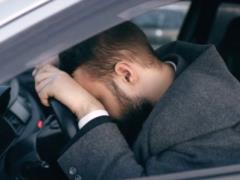 Харьковчанин повесился в автомобиле