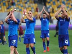 Кто должен стать тренером  Динамо . Опрос