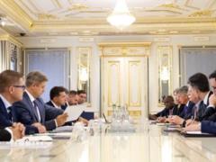 Зеленский и Трамп проведут переговоры 1 сентября в Варшаве