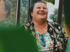 Рэперша alyona alyona откровенно рассказала, как преодолела насмешки однокласников
