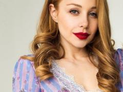 Тина Кароль показала сына-ученика и поделилась секретами воспитания своего ребенка