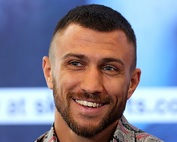 Ломаченко завоював третій чемпіонський пояс