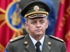 Зеленский уволил Муженко с военной службы