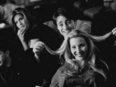 В Нью-Йорке открылся музей, посвященный легендарному сериалу  Друзья 