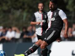 Лион отказался от аренды Хедиры этим летом
