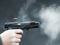 В Киеве во время тушения пожара хозяин горевшего дома начал стрелять по пожарным
