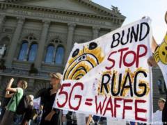 В Швейцарии тысячи людей протестовали против введения 5G