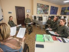 В Харькове для гвардейцев разработали интенсивный курс изучения иностранных языков