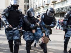 Российских студентов заставляют подписывать документ о запрете участия в митингах