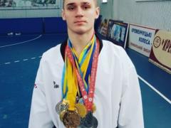 В Полтаве тяжело ранили чемпиона Украины по тхэквондо, сейчас он в реанимации
