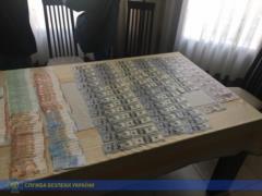 У задержанного на взятке врача-трансплантолога из банковской ячейки изъяли $840 тыс