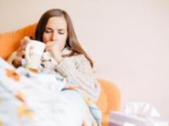 5 народных средств от кашля: луковый соус, морковь и три целебных корня