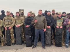 Большая часть ветеранов полка  Азов  уехали из Золотого