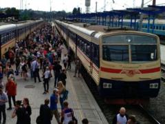 В двух областях хотят оптимизировать маршруты пригородных поездов и купить новые электрички