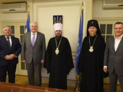 Епифаний с официальным визитом прибыл в США