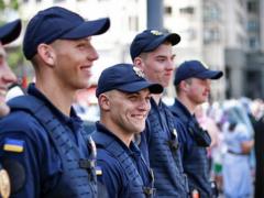 Журналисты показали один день с патрулем Нацгвардии в Днепре и Херсоне